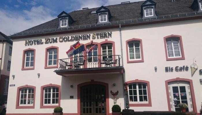 Hotel Zum Goldenen Stern Pruem Exterior photo